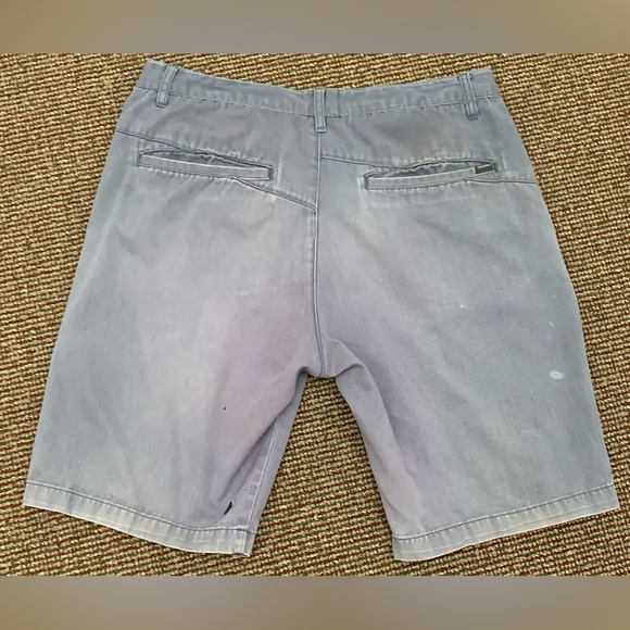 Men's 34 Vtg Trashed N Thrashed Volcom Well Worn Tough Skateboarding Shorts - Picture 7 of 10